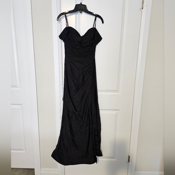Sugar Dresses & Skirts - Elegant Black Evening Gown